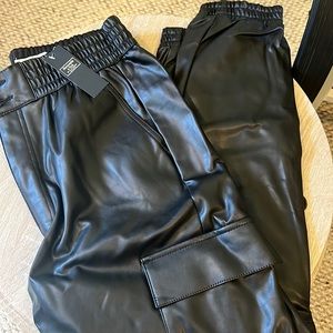 Abercrombie Leather Joggers / Medium